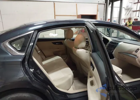 2013 Nissan Altima 2.5 S from USA, damaged, VIN 1N4AL3AP0DN520304